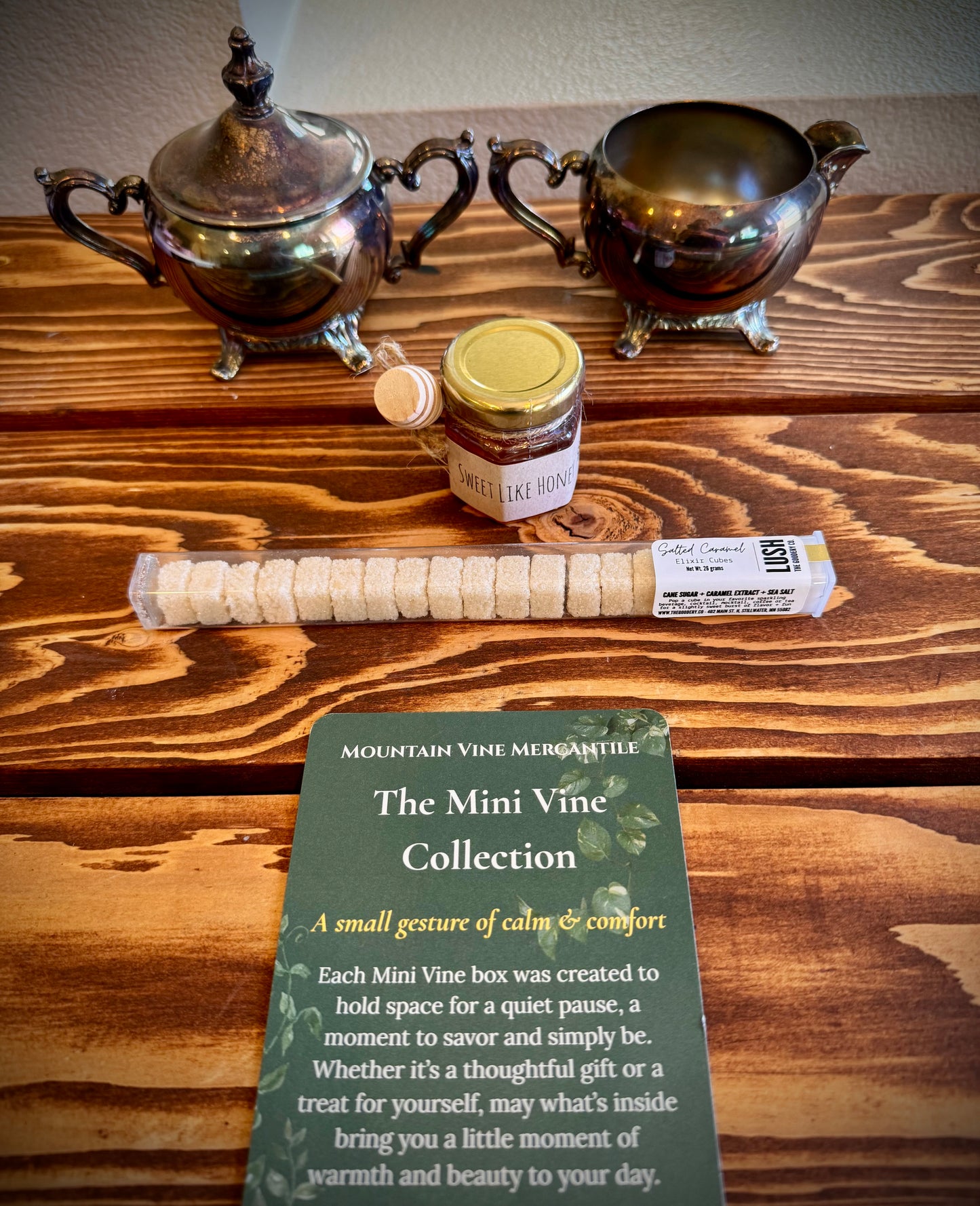 Sugar & Shine - Gift Box with Vintage Cream & Sugar Set, Honey & Salted Caramel Sugar