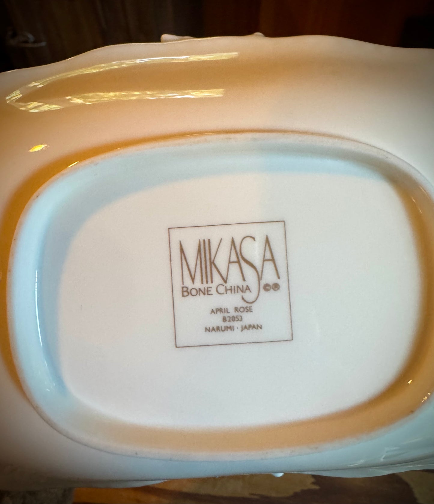 Soft Romance Mini Vine Gift Box - Vintage Mikasa Bone China Dish & Peony Candle